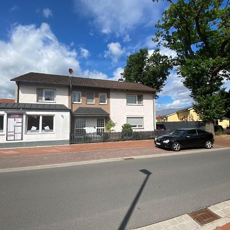 Ferienwohnung - Monteurzimmer ,,City" Winsen エクステリア 写真